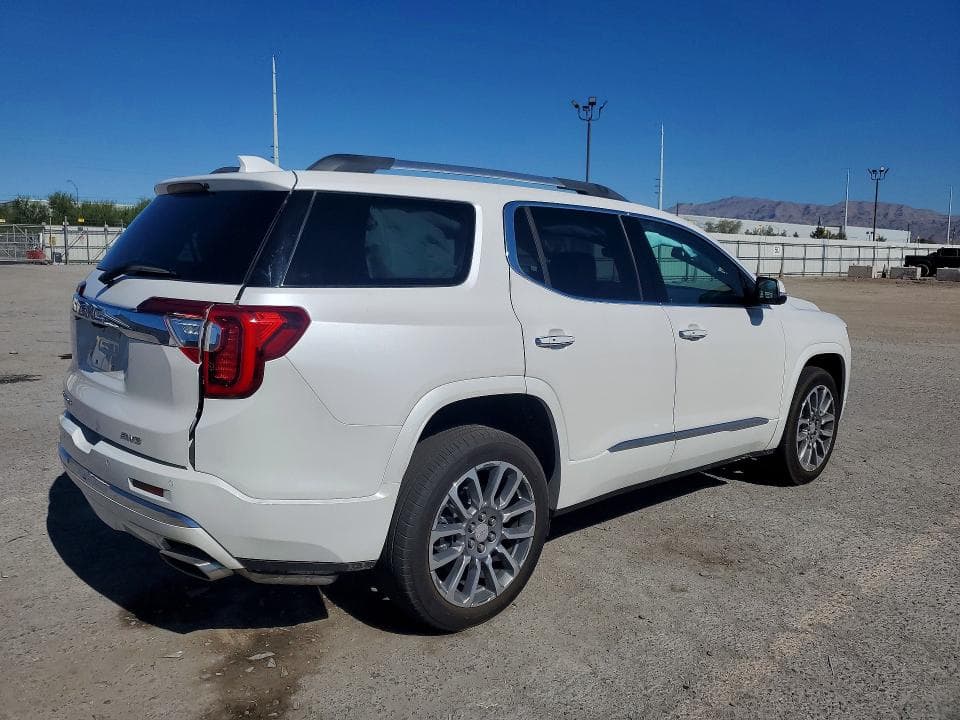 2023 GMC ACADIA DENALI 3