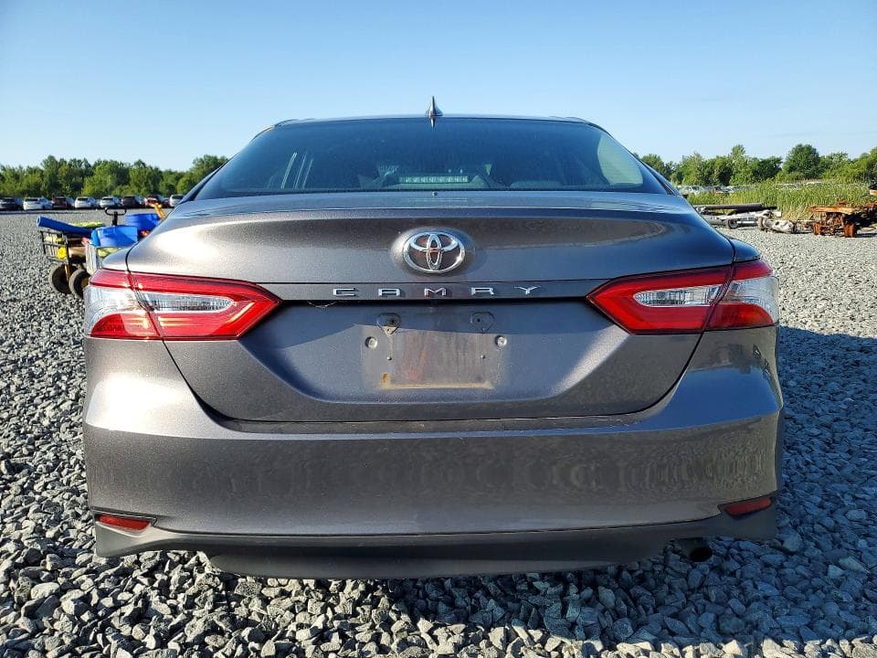 2020 TOYOTA CAMRY LE 6