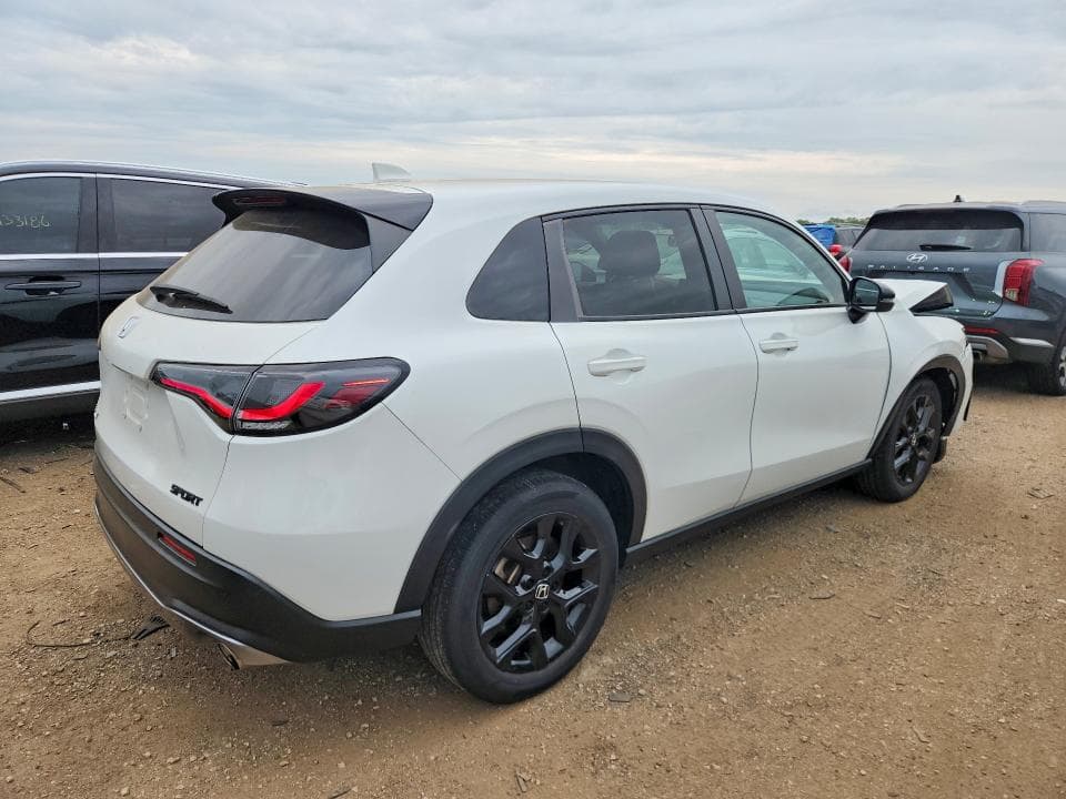 2023 HONDA HR-V SPORT 3