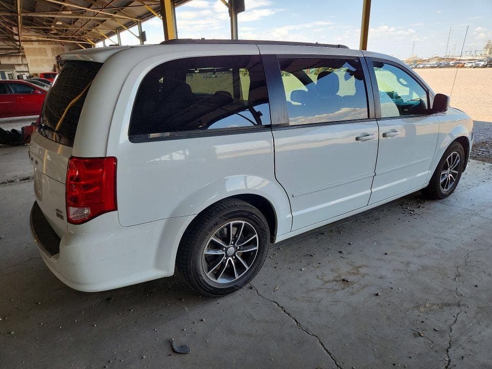 2017 DODGE GRAND CARAVAN GT 3
