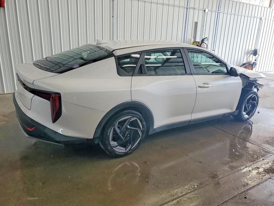 2025 KIA K4 EX 3
