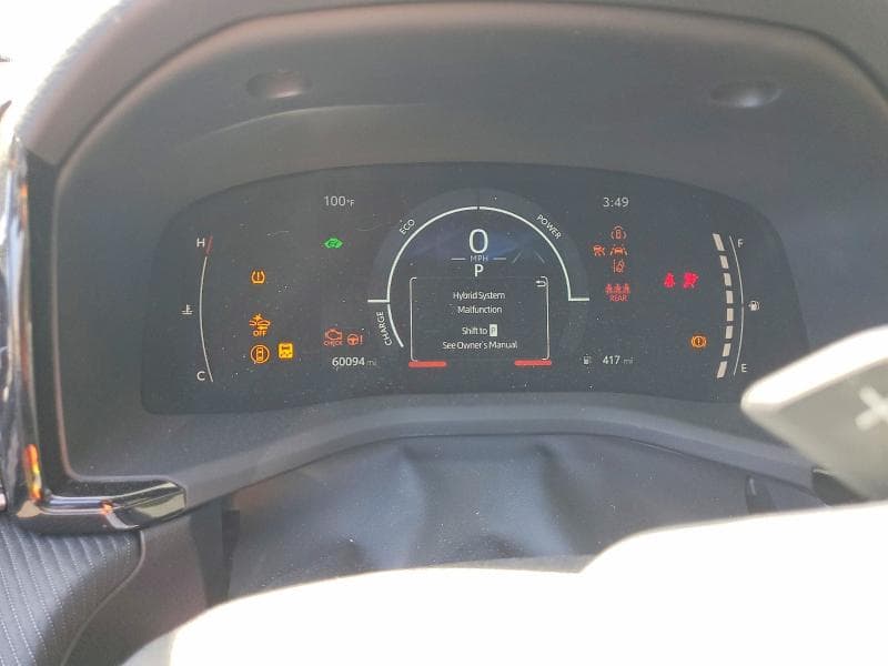 2025 TOYOTA CAMRY SE 9