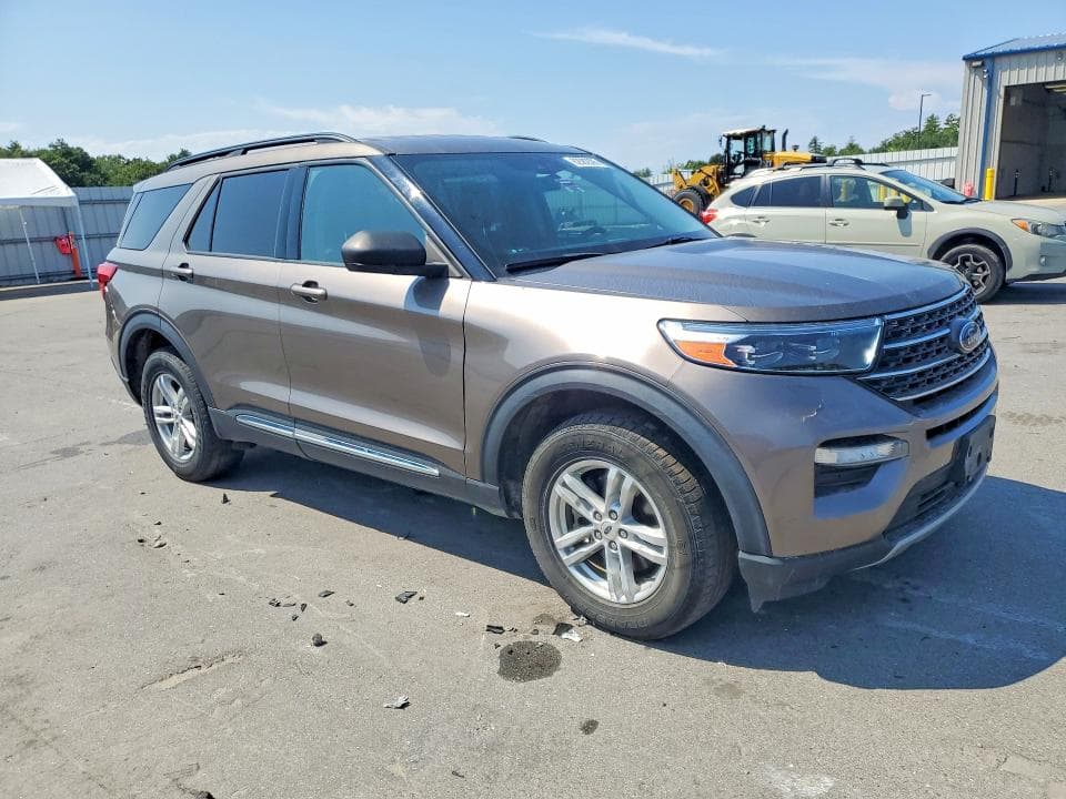 2021 FORD EXPLORER XLT 4