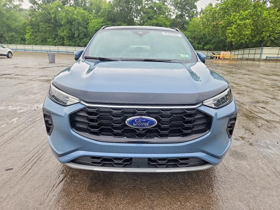 2023 FORD ESCAPE ST LINE SELECT 5