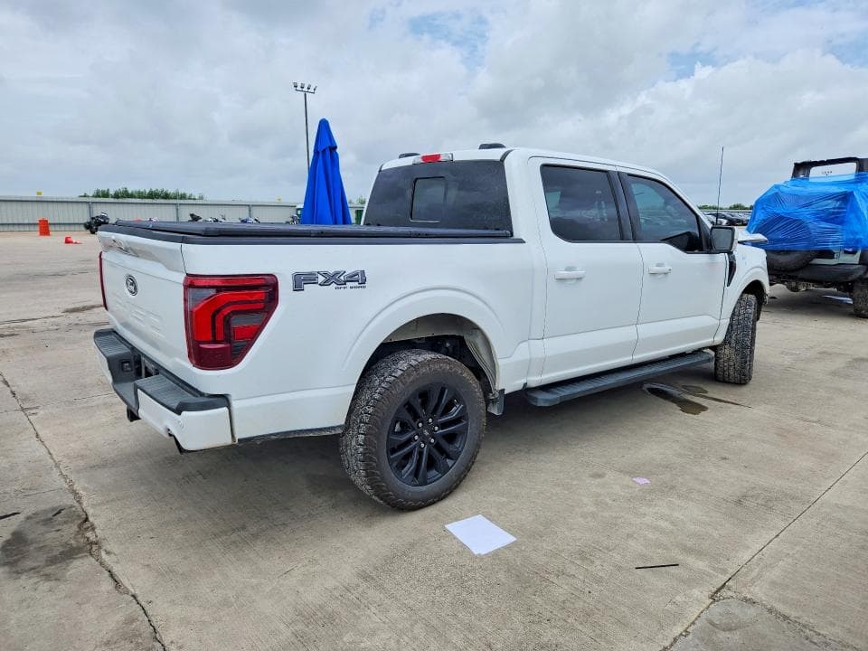 2025 FORD F150 LARIAT 3