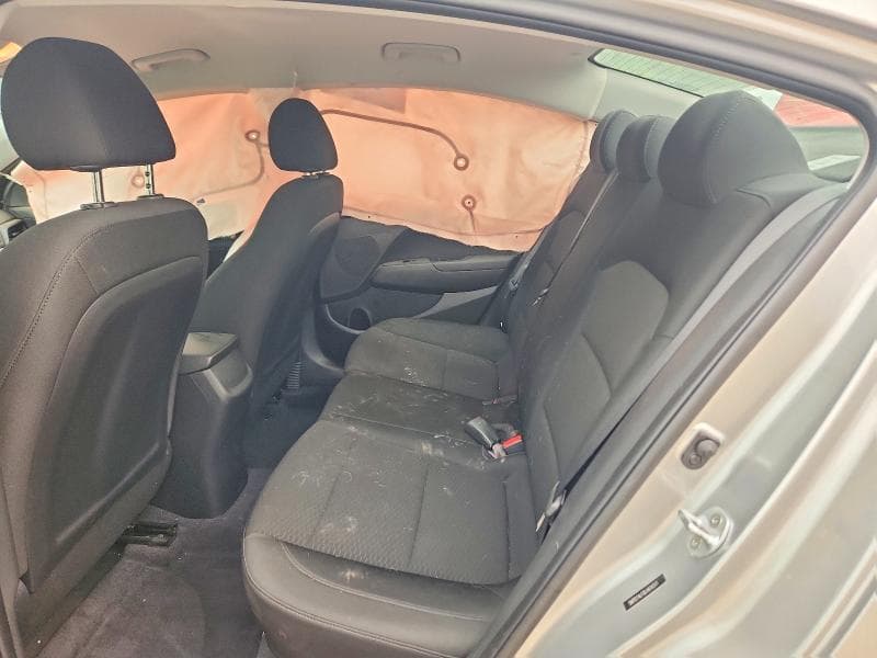 2020 HYUNDAI ELANTRA SE 10