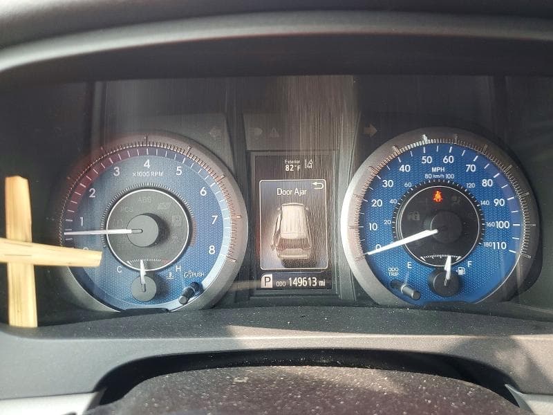 2018 TOYOTA SIENNA XLE PREMIUM 8-PASSENGER 9