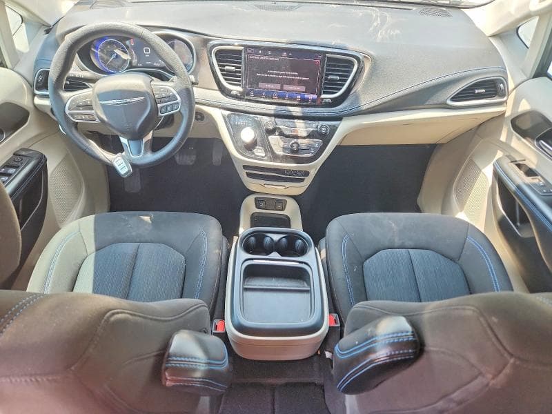 2021 CHRYSLER PACIFICA TOURING 8
