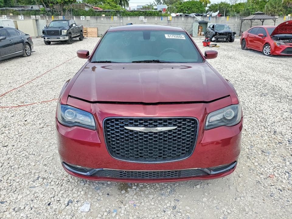 2019 CHRYSLER 300 S 5