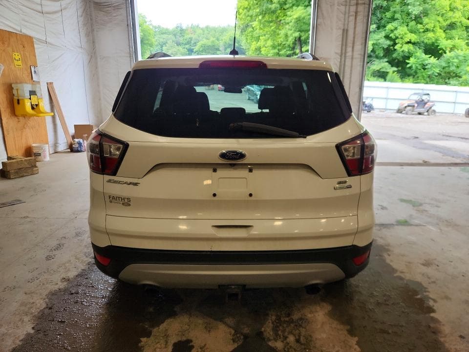 2017 FORD ESCAPE SE 6