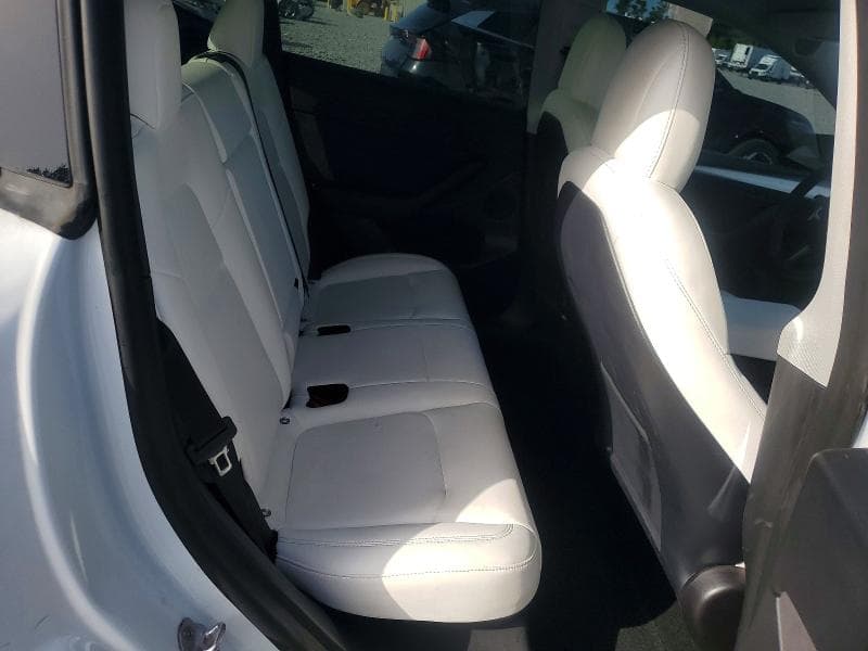 2022 TESLA MODEL Y 10
