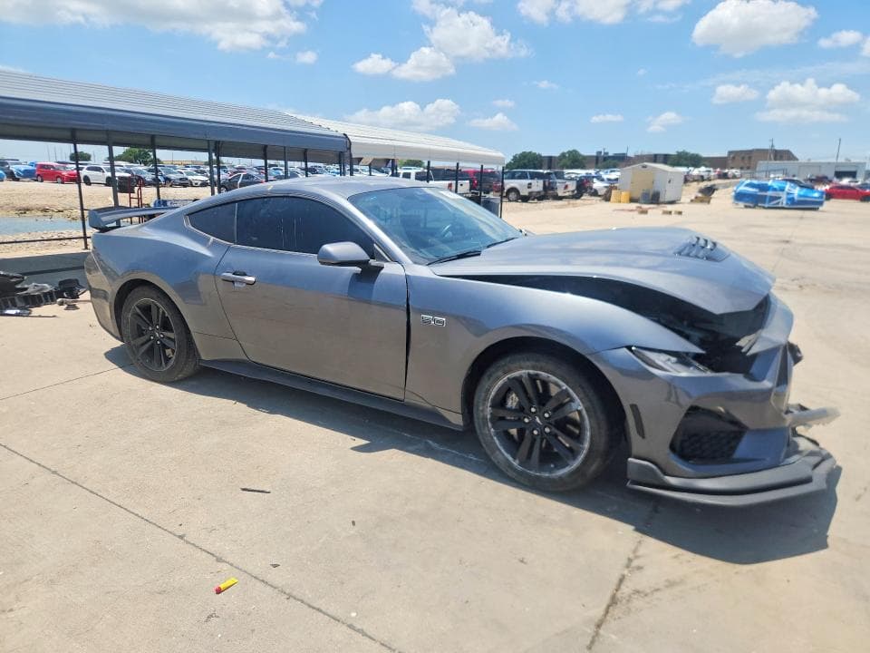 2025 FORD MUSTANG GT 4