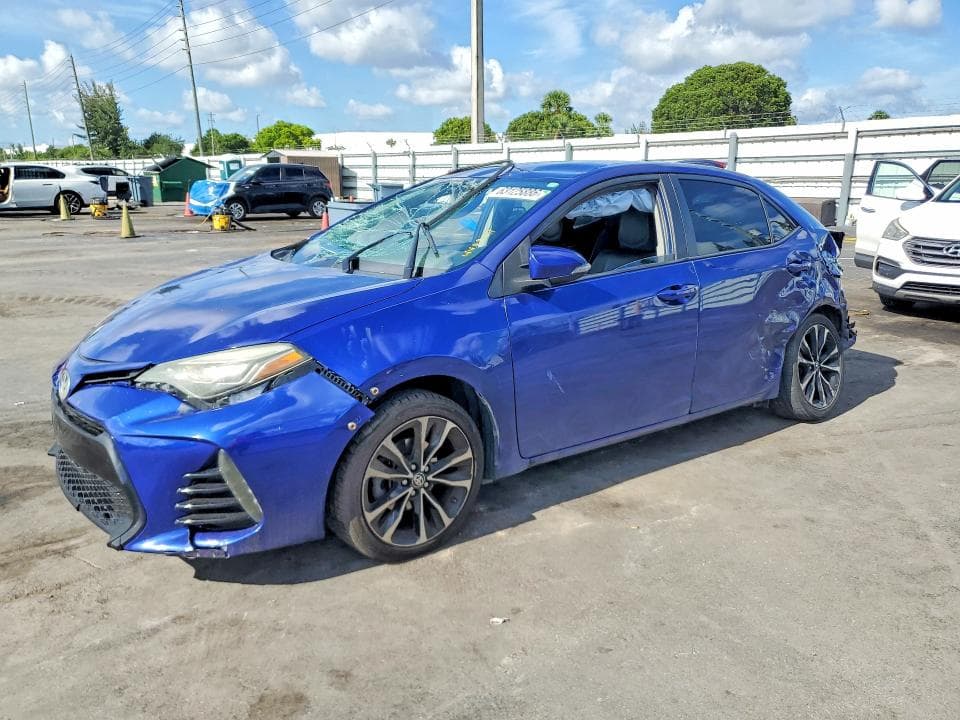 2019 TOYOTA COROLLA SE - 1