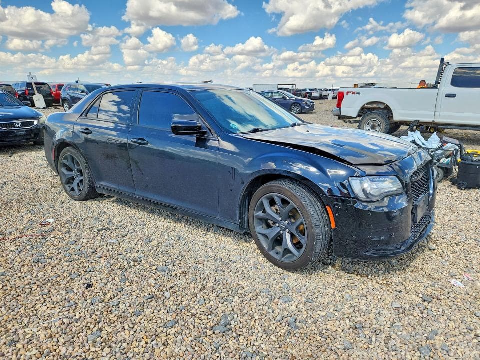 2021 CHRYSLER 300 TOURING 4