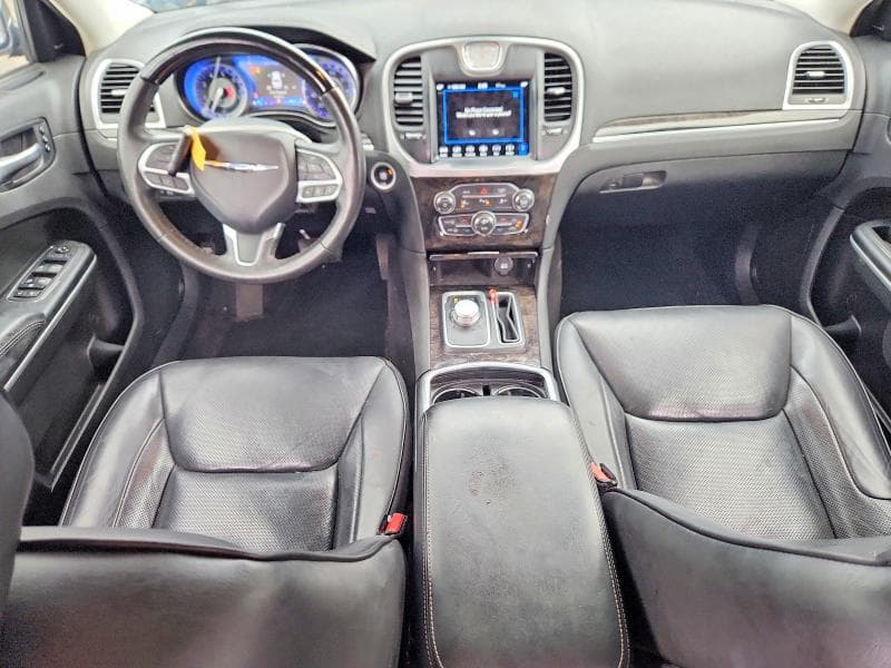 2019 CHRYSLER 300 LIMITED 8
