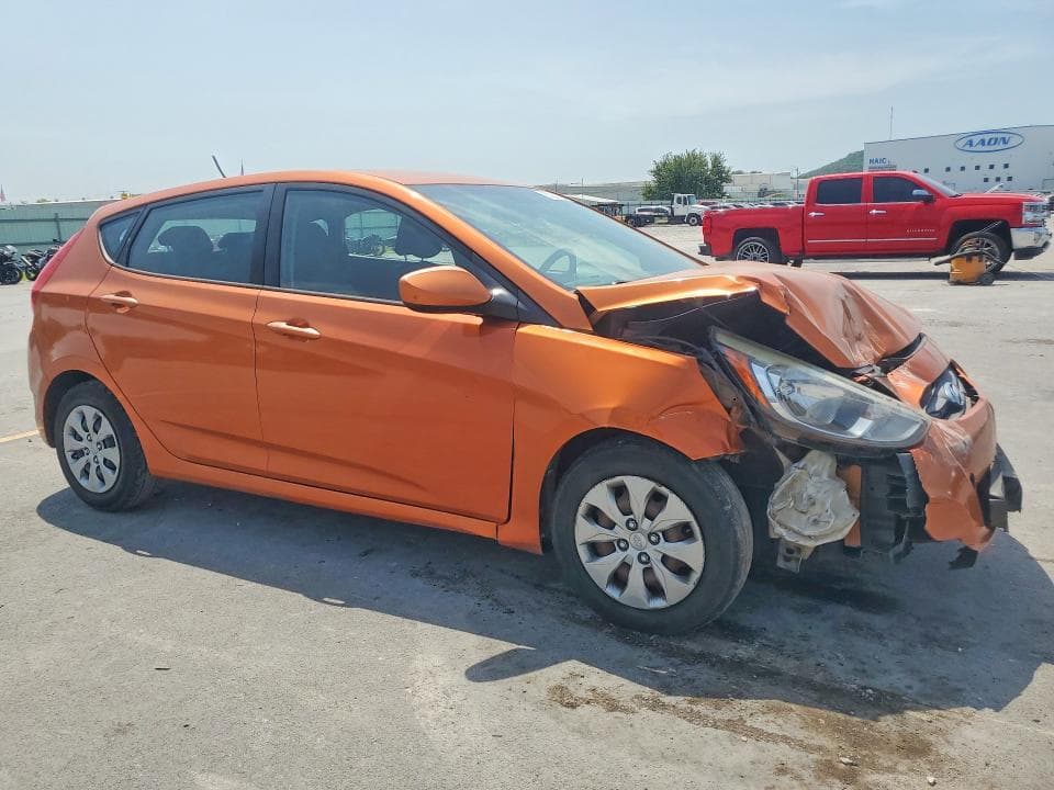 2017 HYUNDAI ACCENT SE 4