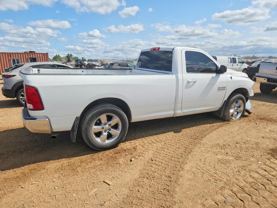 2018 RAM 1500 SLT 3