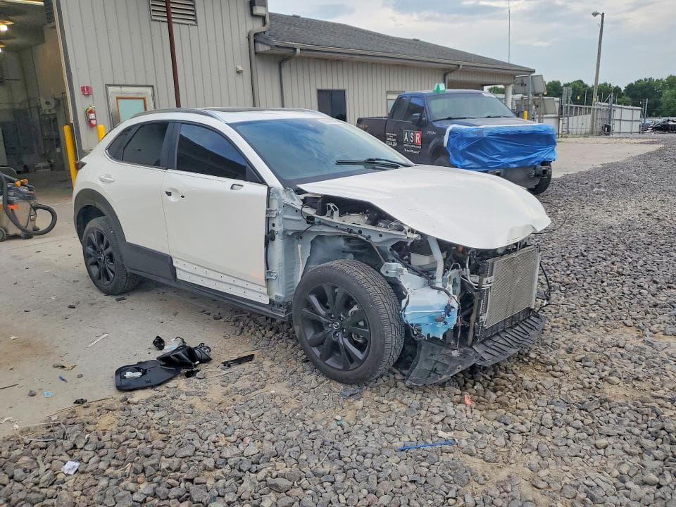 2022 MAZDA CX-30 4