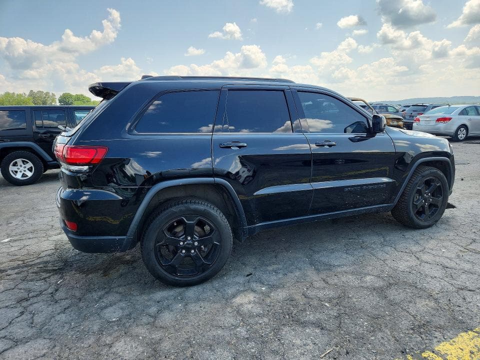 2019 JEEP GRAND CHEROKEE LAREDO 3
