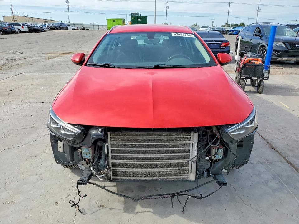 2019 BUICK REGAL TOURX ESSENCE 5