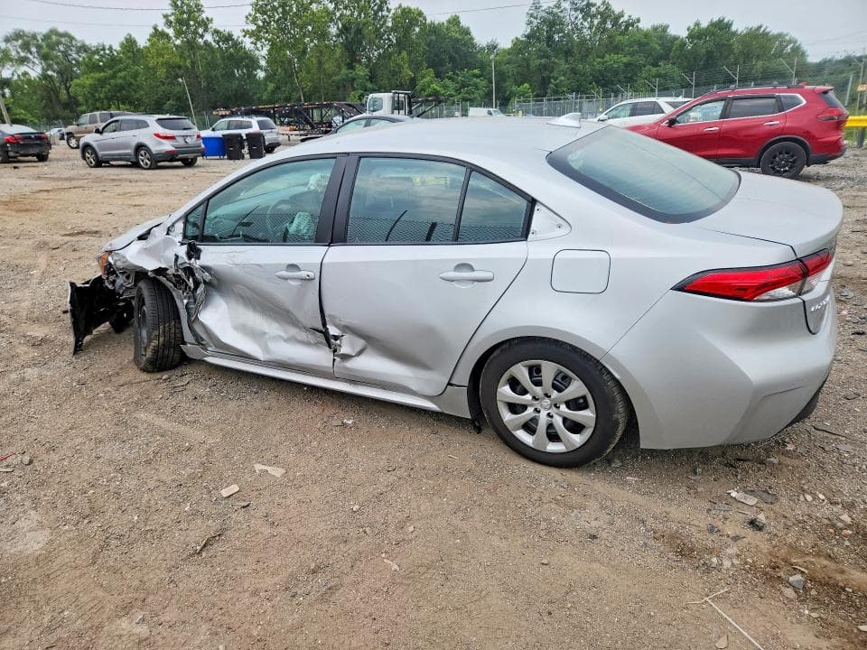 2026 TOYOTA COROLLA LE 2