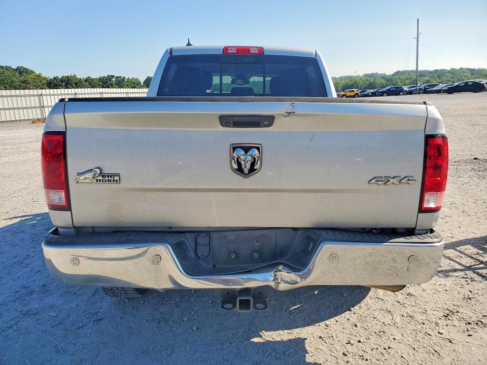 2018 RAM 1500 SLT 6