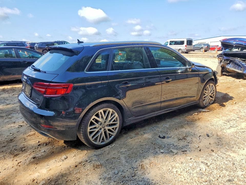 2018 AUDI A3 E-TRON PREMIUM PLUS 3