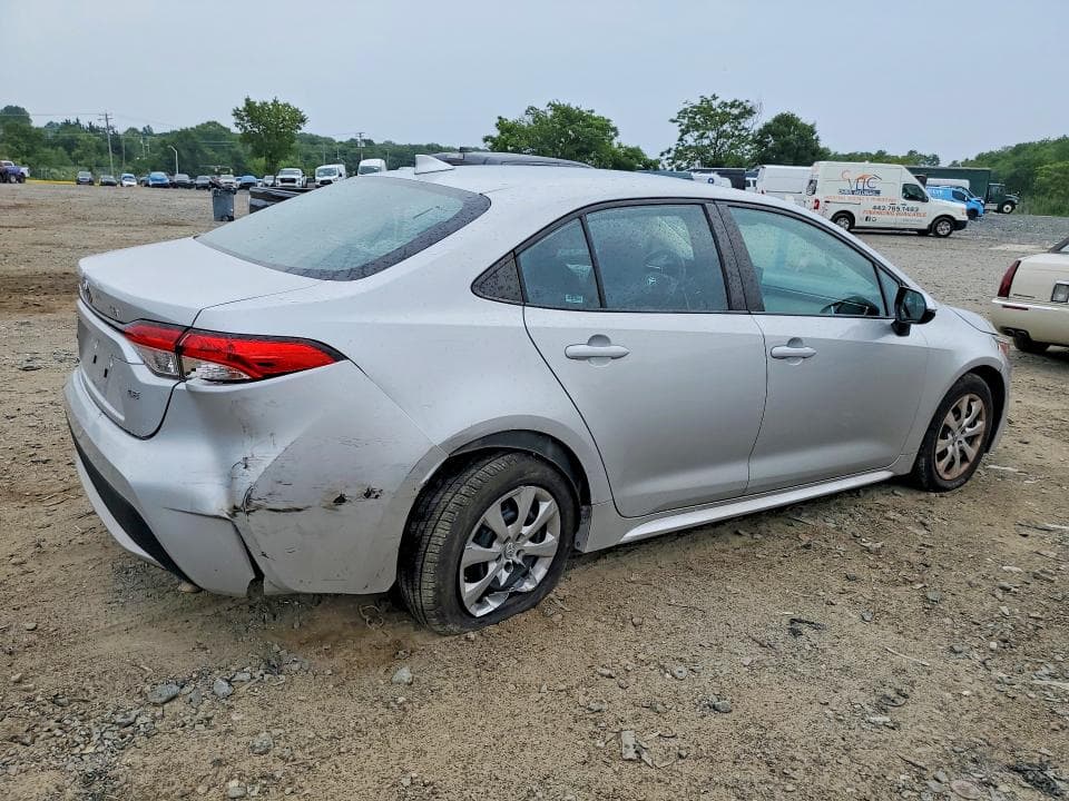 2022 TOYOTA COROLLA LE 3