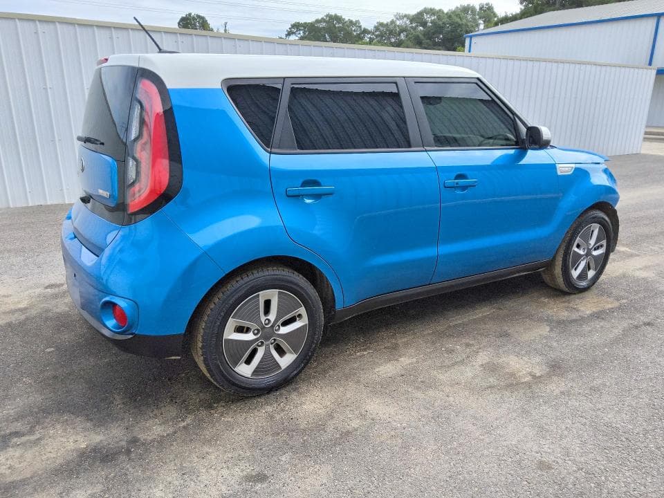 2017 KIA SOUL EV BASE 3