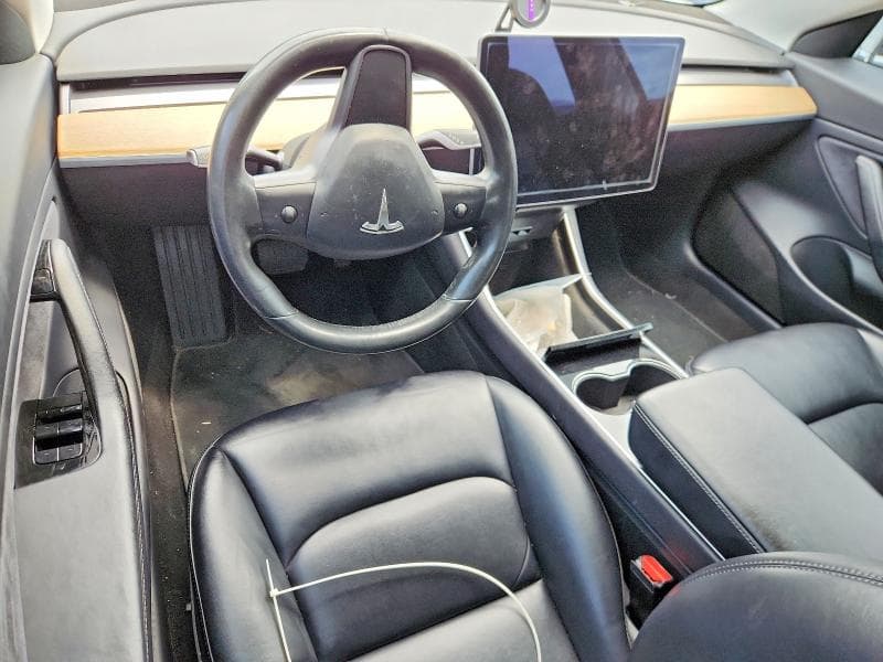2018 TESLA MODEL 3 8