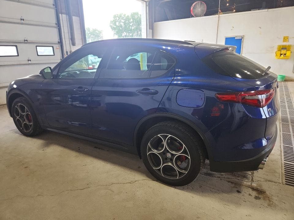 2018 ALFA ROMEO STELVIO TI SPORT 2