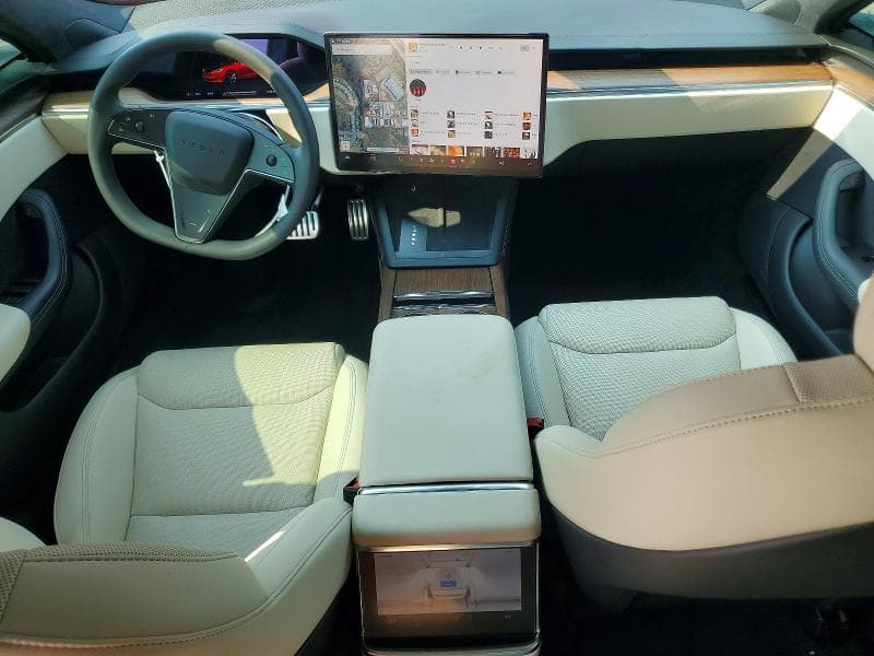 2022 TESLA MODEL S 8