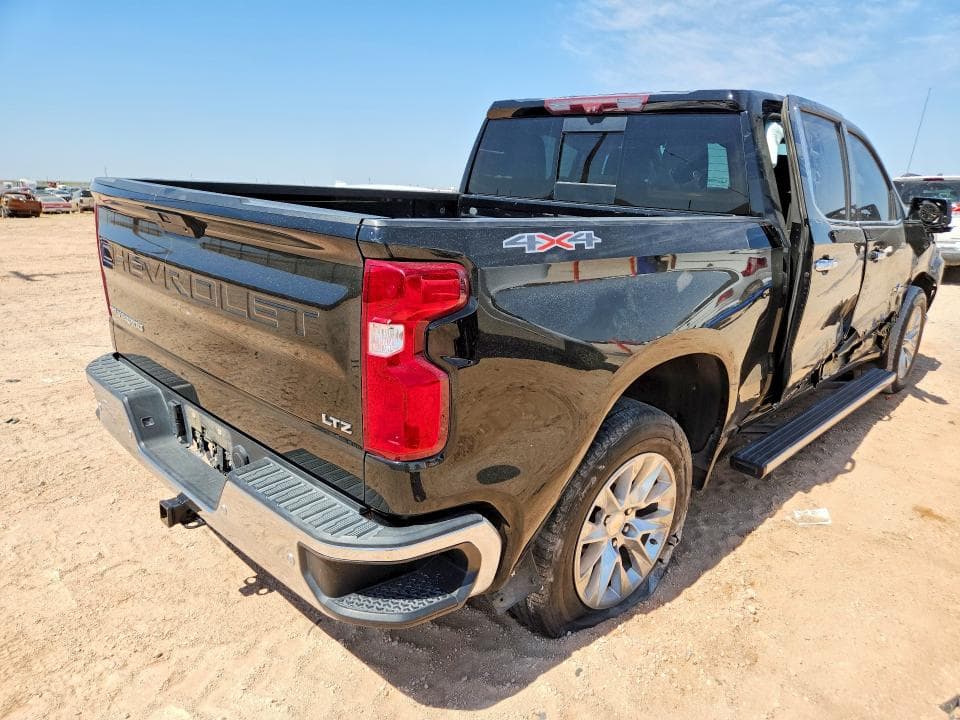 2021 CHEVROLET SILVERADO K1500 LTZ 3