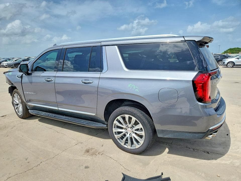 2021 GMC YUKON XL DENALI 2