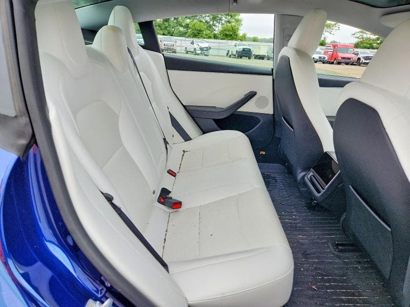 2026 TESLA MODEL 3 10