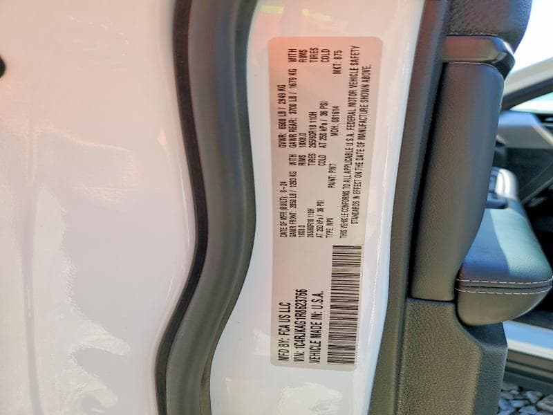 2024 JEEP GRAND CHEROKEE L LAREDO 14