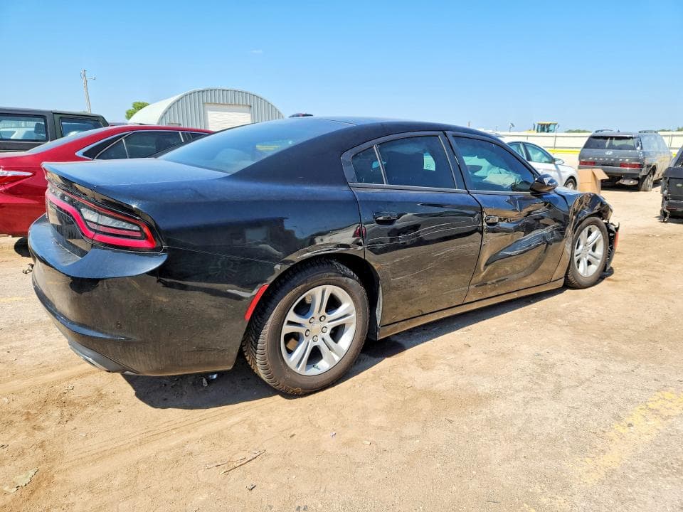 2017 DODGE CHARGER SE 3