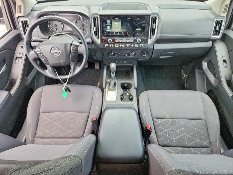 2025 NISSAN FRONTIER SV 8