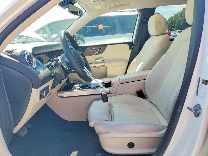 2023 MERCEDES-BENZ GLB 250 4MATIC 7