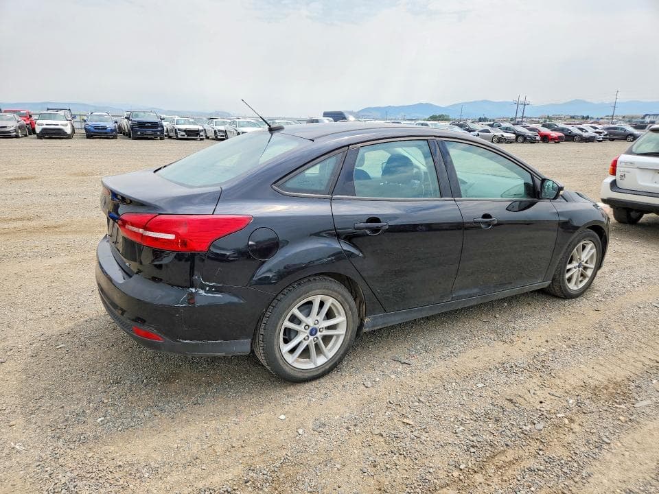 2017 FORD FOCUS SE 3