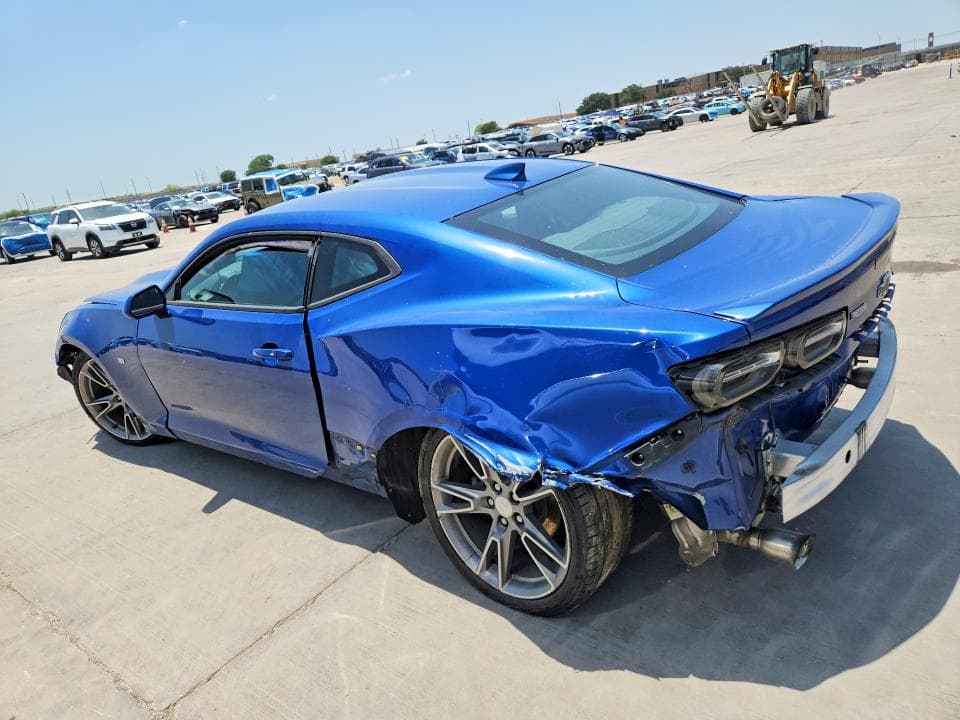 2019 CHEVROLET CAMARO 2