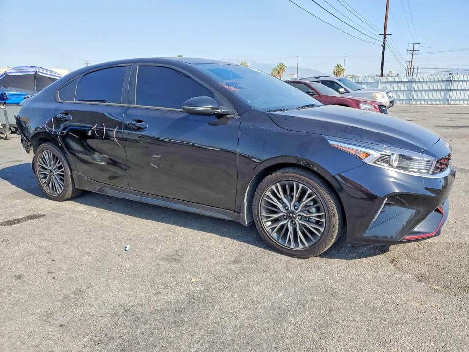 2023 KIA FORTE GT LINE 4