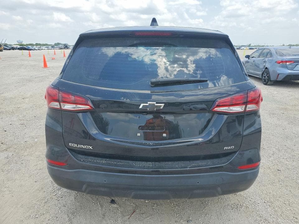 2022 CHEVROLET EQUINOX LS 6