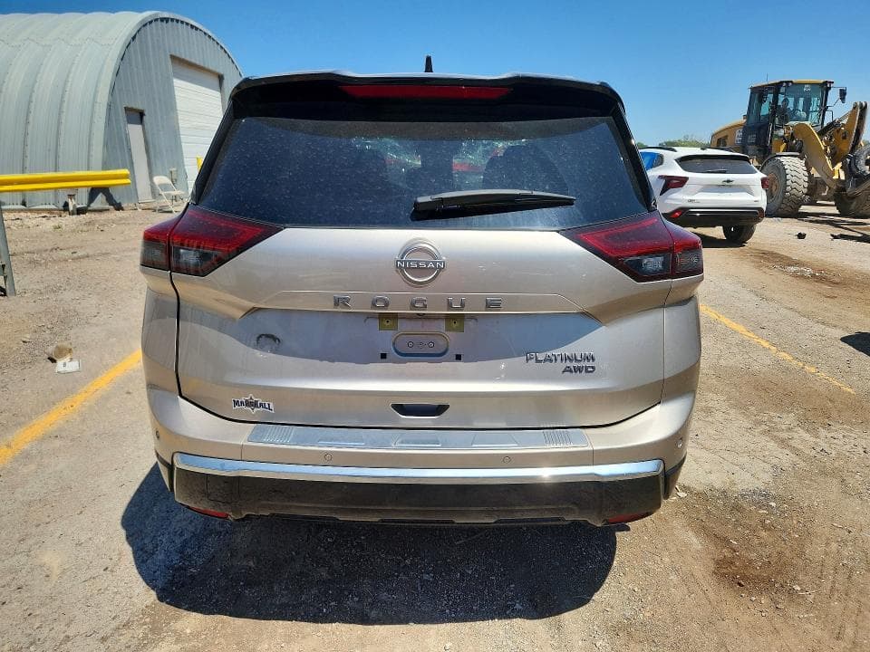 2024 NISSAN ROGUE PLATINUM 6