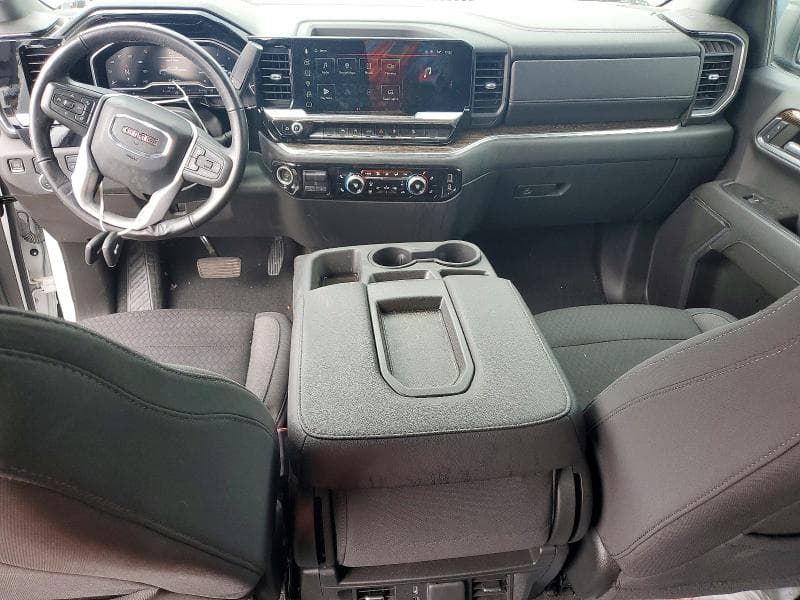 2022 GMC SIERRA K1500 ELEVATION 8