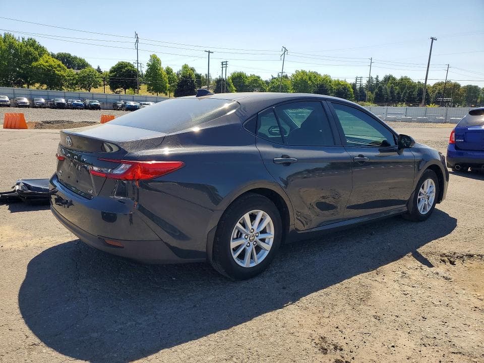 2025 TOYOTA CAMRY LE 3