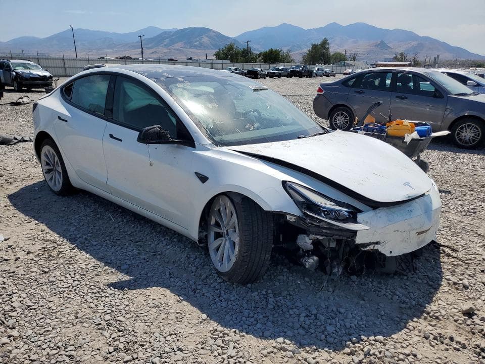 2021 TESLA MODEL 3 4