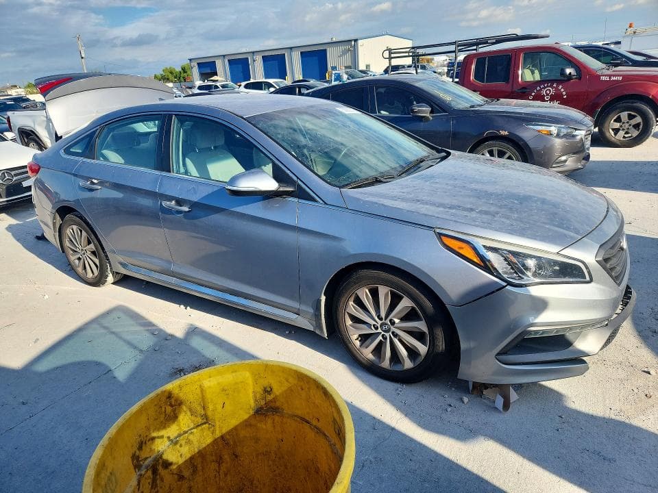 2017 HYUNDAI SONATA SPORT 4