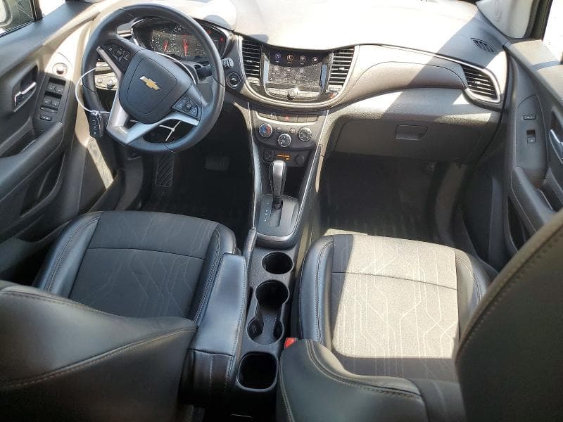 2020 CHEVROLET TRAX 1LT 8