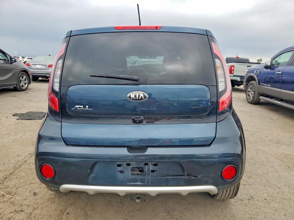 2018 KIA SOUL + 6